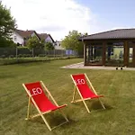 Leo Hostel